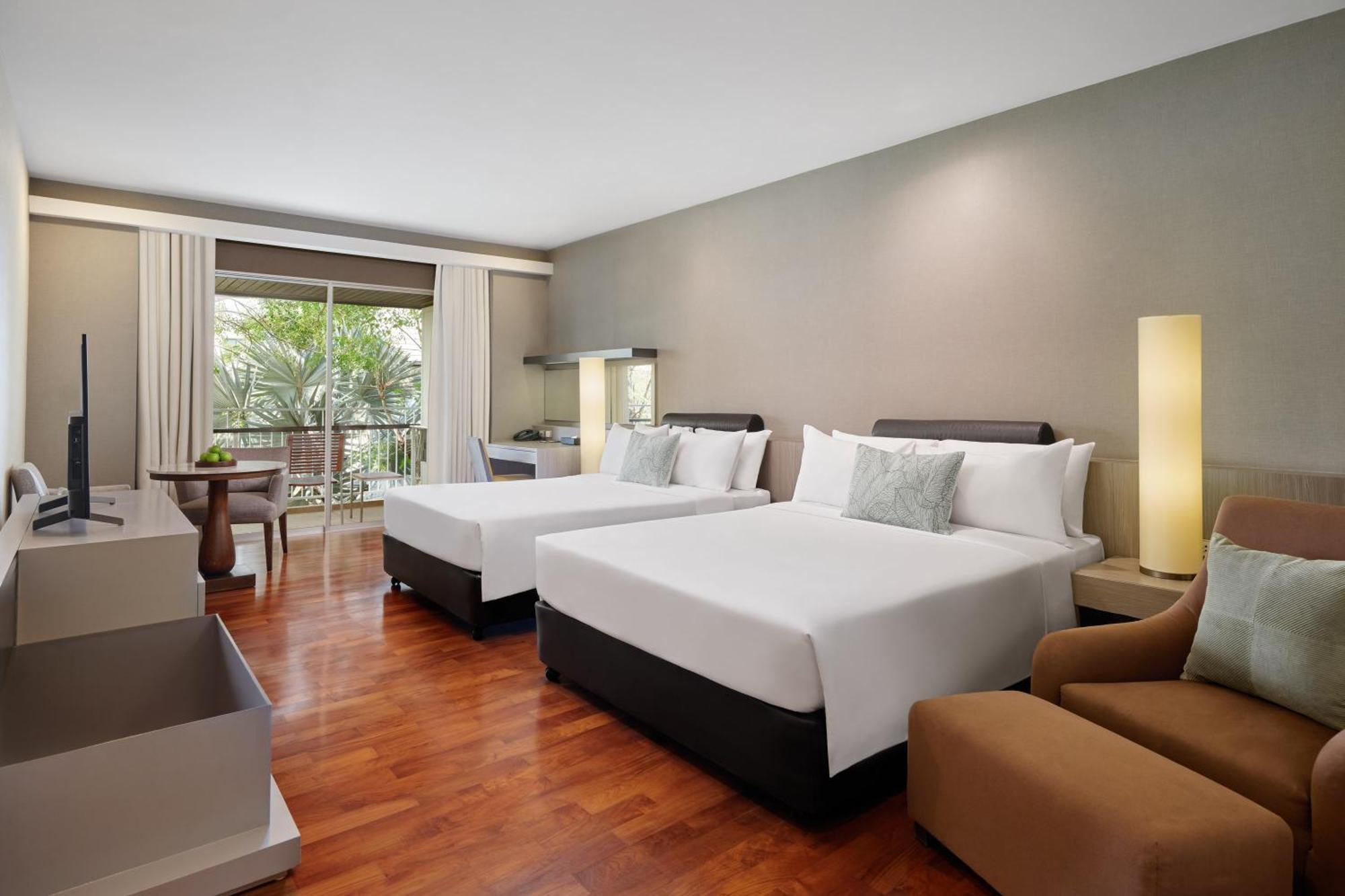 The Park Nine Hotel Srinakarin Banguecoque Quarto foto