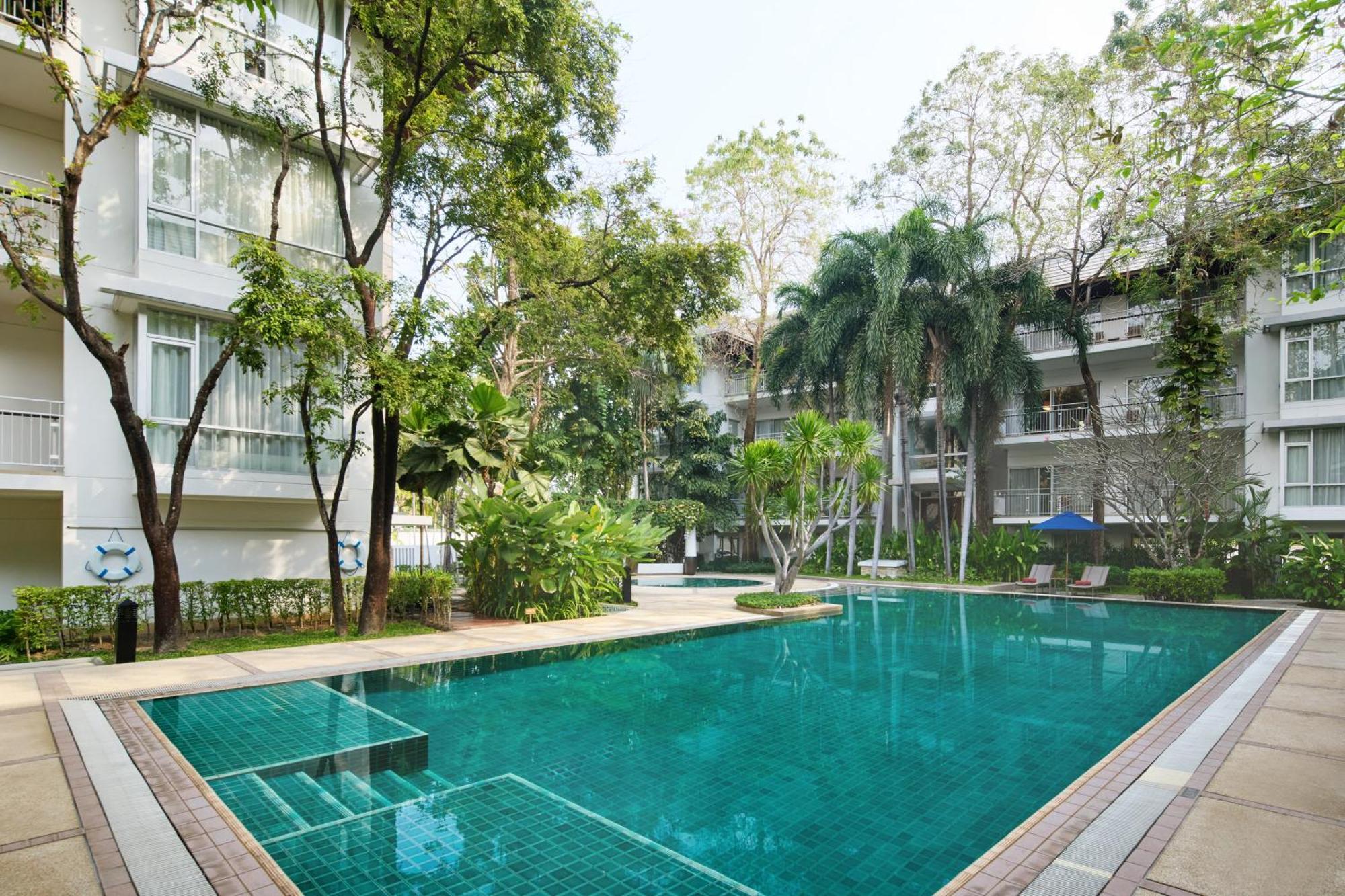 The Park Nine Hotel Srinakarin Banguecoque Exterior foto